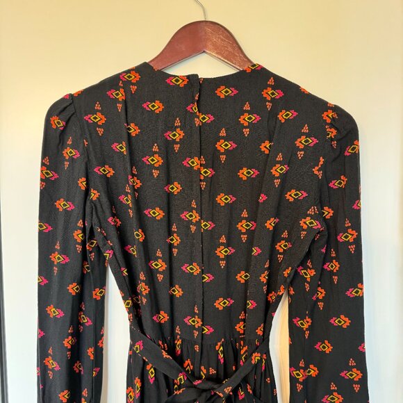 Colourful Long Sleeved Patterned Midi Dress - Picture 11 of 13